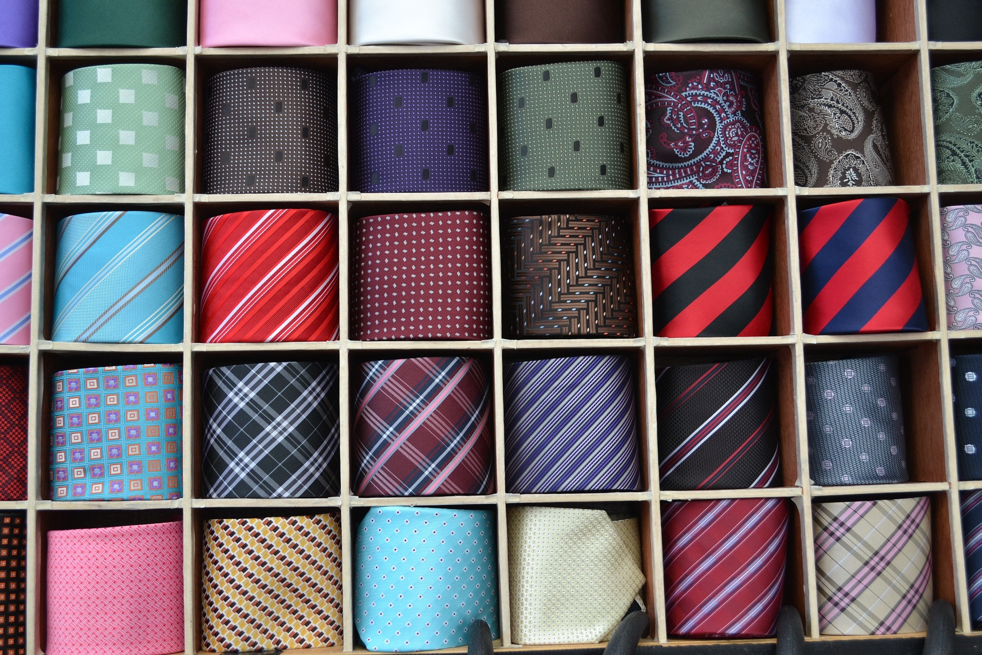 ネクタイ買取に関するよくある質問3選